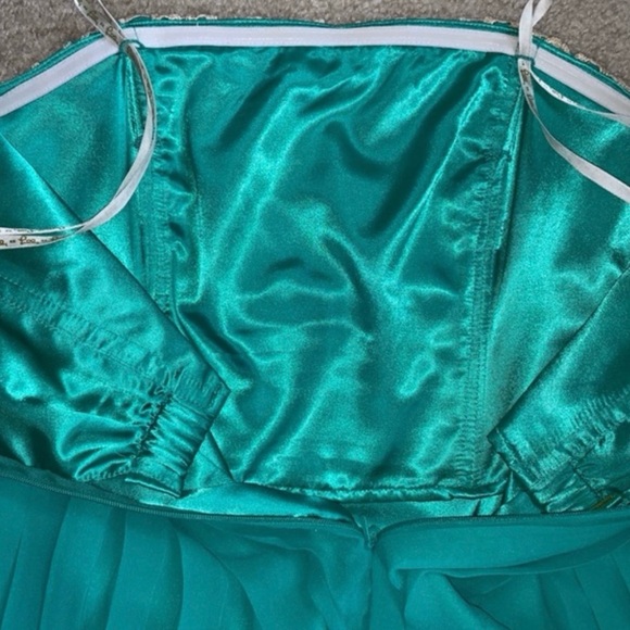 Lilly Pulitzer Teal Satin Dress - Picture 3 of 5